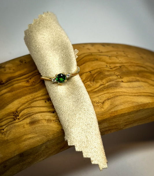 1 Carat Brilliant Round Tsavorite